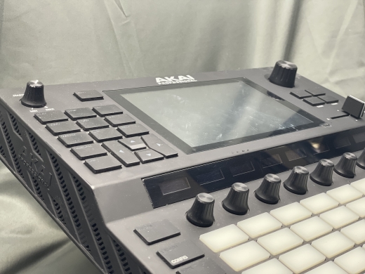 Akai - FORCE-AKAI 2